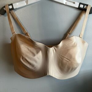 115. Women's Tan Bra 36DD